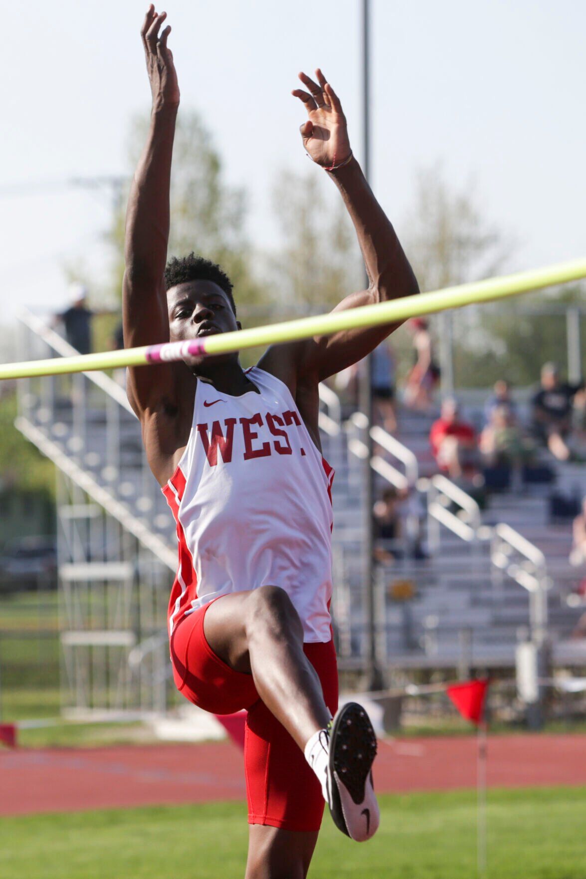 051222-qc-spt-district track-124.jpg